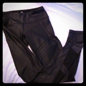Black moto style fitness leggings